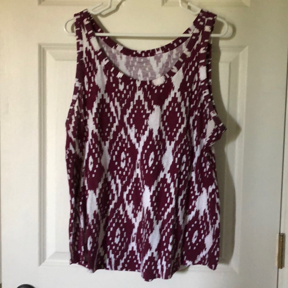 Loft tank maroon and white